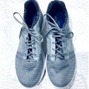 Reebok Sneakers